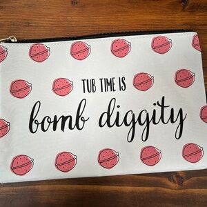 Perfectly Posh travel bag